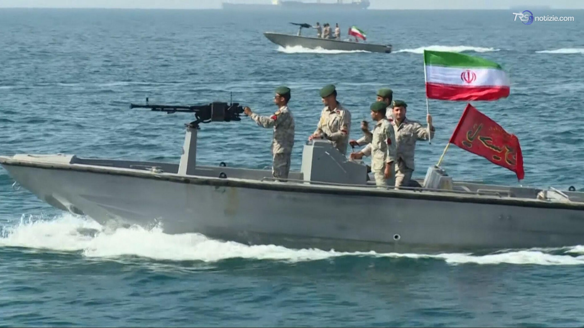 Attacchi alle navi USA nello Stretto di Hormuz. Ghalibaf: “Finita l’era delle risposte proporzionate