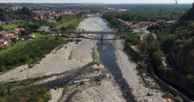 Siccità, in Piemonte il fiume Sesia ora è ai minimi: drone sul novarese