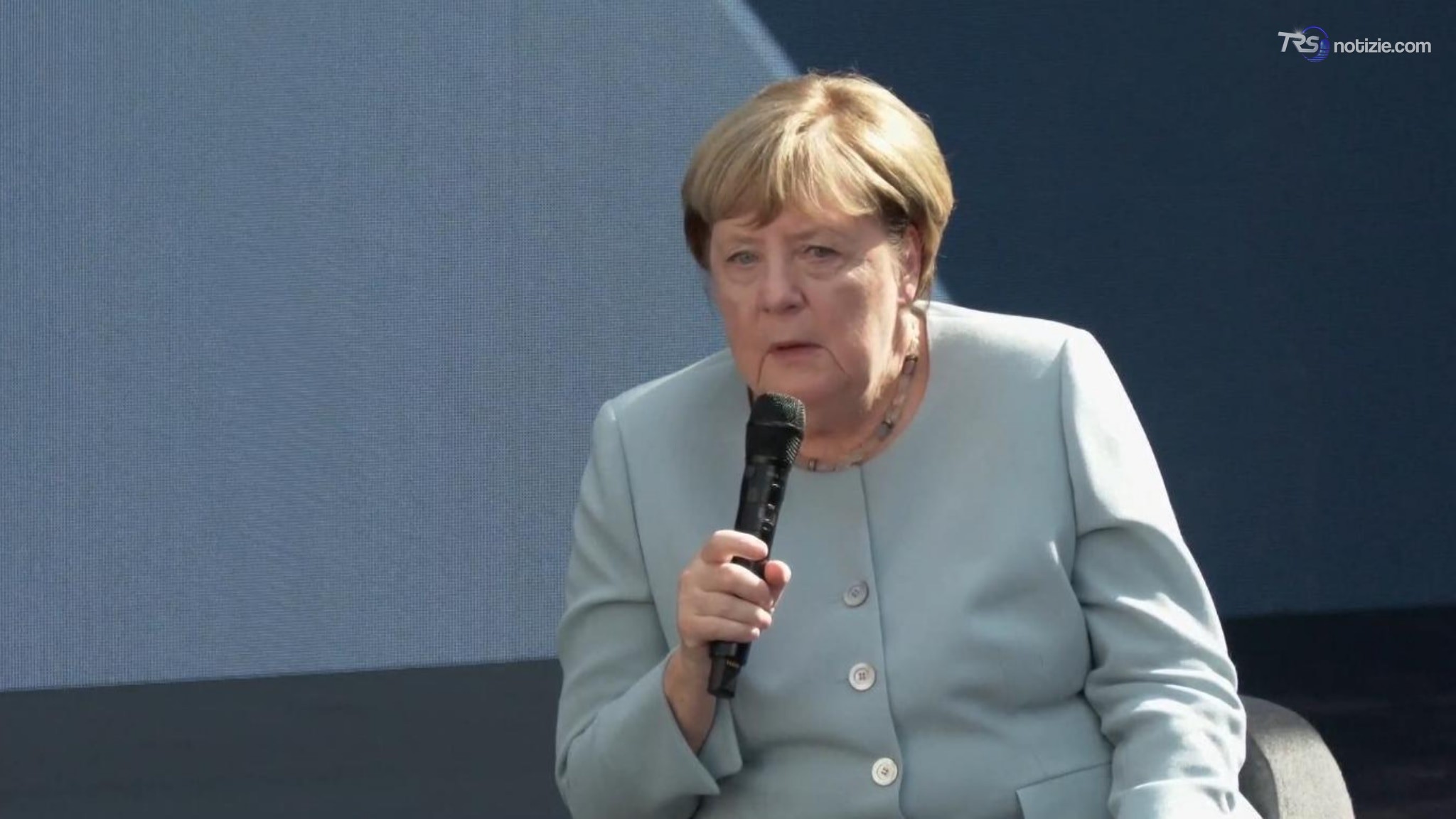 Angela Merkel sulla vittoria AfD : "Mi si spezza il cuore, sono scioccata"