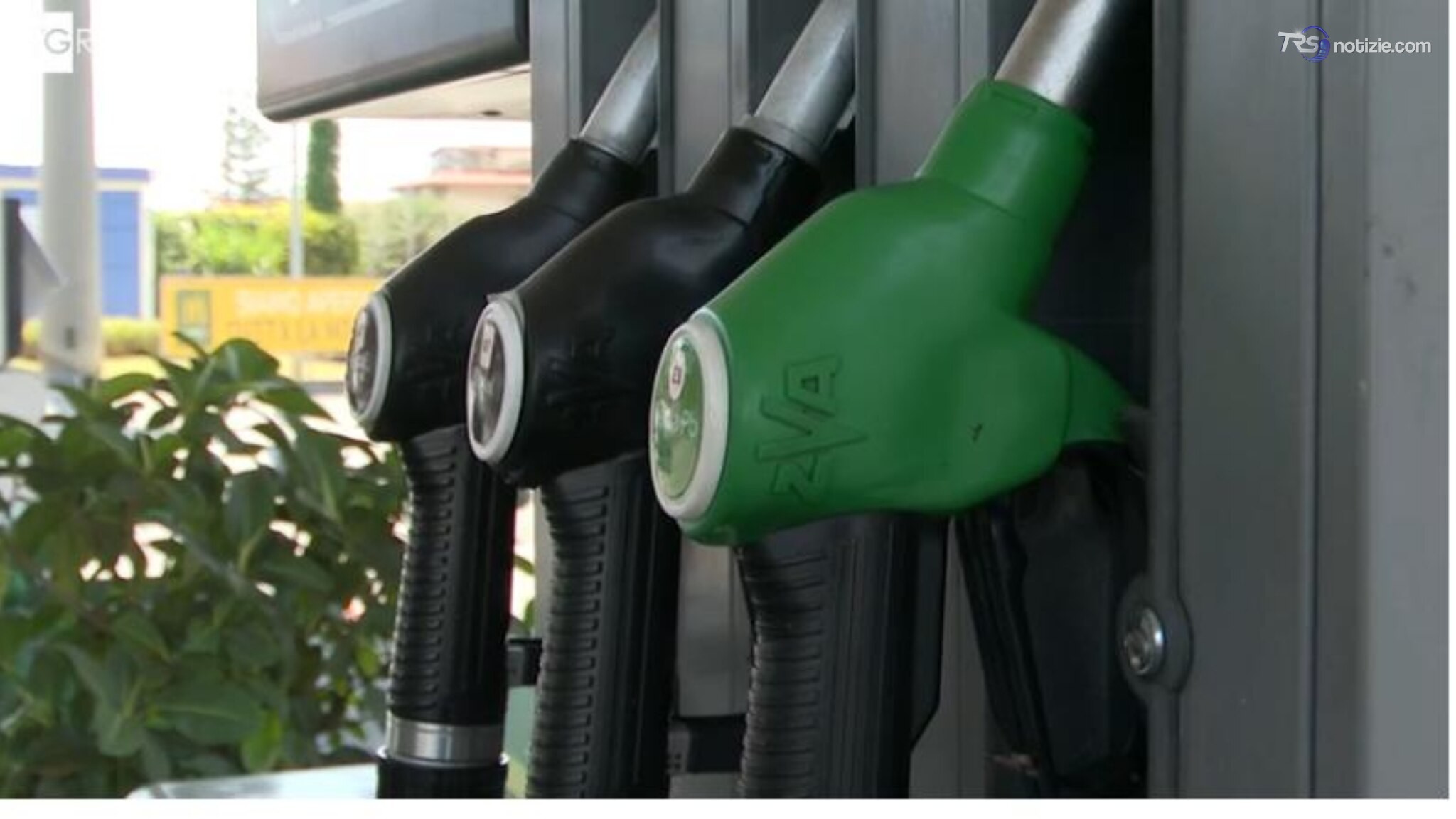 Caro carburante, in Sicilia il primato negativo degli aumenti