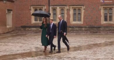 Primo giorno di scuola per il principe George al prestigioso Eton College