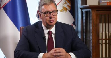 Serbia, Vucic scioglie il Parlamento, indice nuove elezioni e sfida nelle urne gli studenti