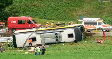 Tragedia nei Grigioni: un pullman olandese si ribalta in Engadina, diversi morti e feriti