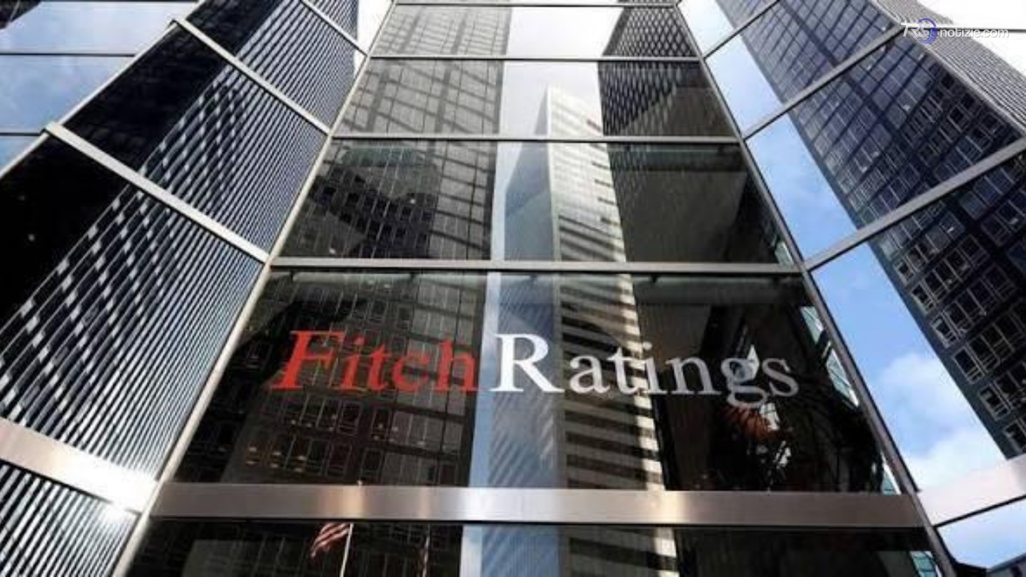 Fitch conferma il rating BBB+ dell'Italia: la stabilità spinge la crescita ma il debito resta alto
