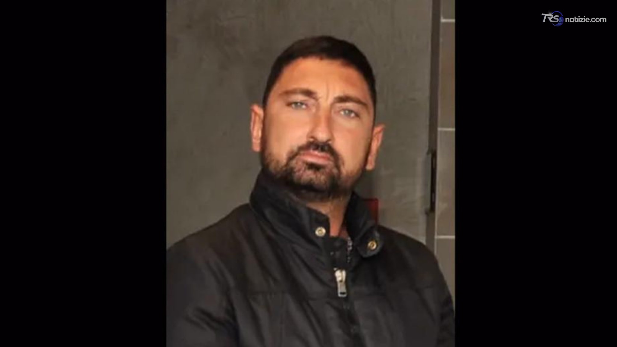 Aggredisce l'ex in tribunale subito dopo la condanna: arrestato un militare