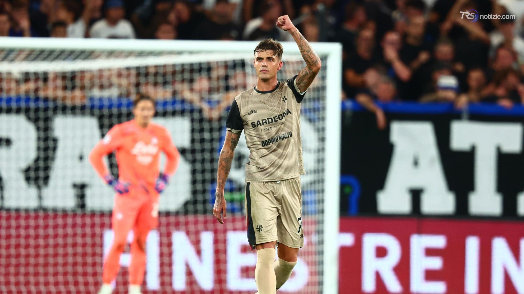 Incidente stradale all'alba per Daniel Maldini: ferito in modo lieve