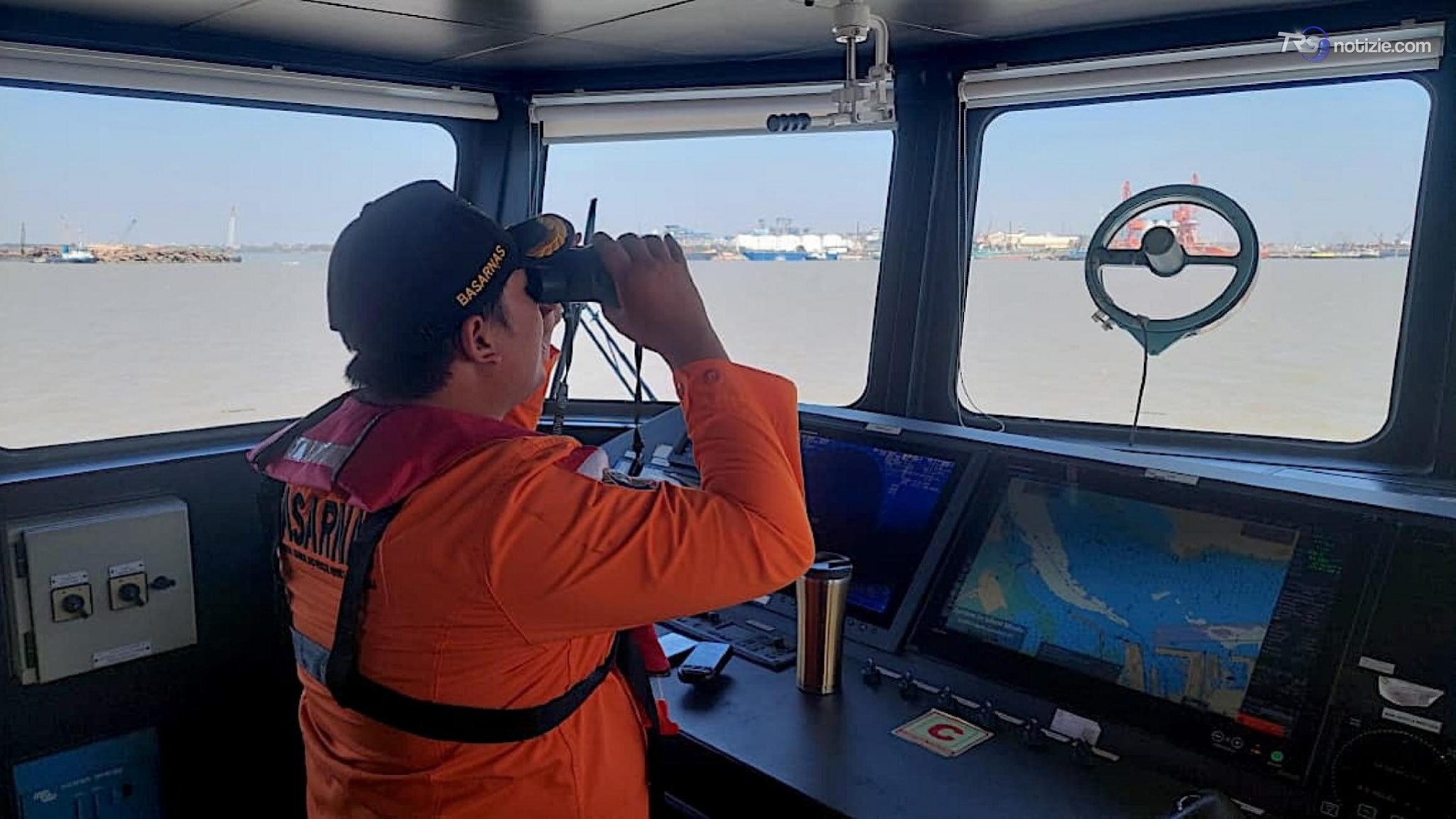 Nave Indonesia, ripresa ricerca dispersi