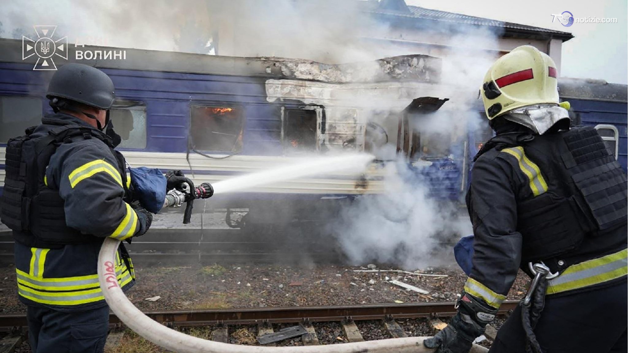 Raid russo sul treno Kiev-Varsavia, Tusk denuncia l'escalation