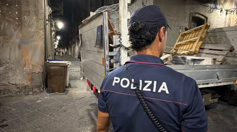 Blitz della polizia a San Berillo: sequestri di droga ed espulsioni