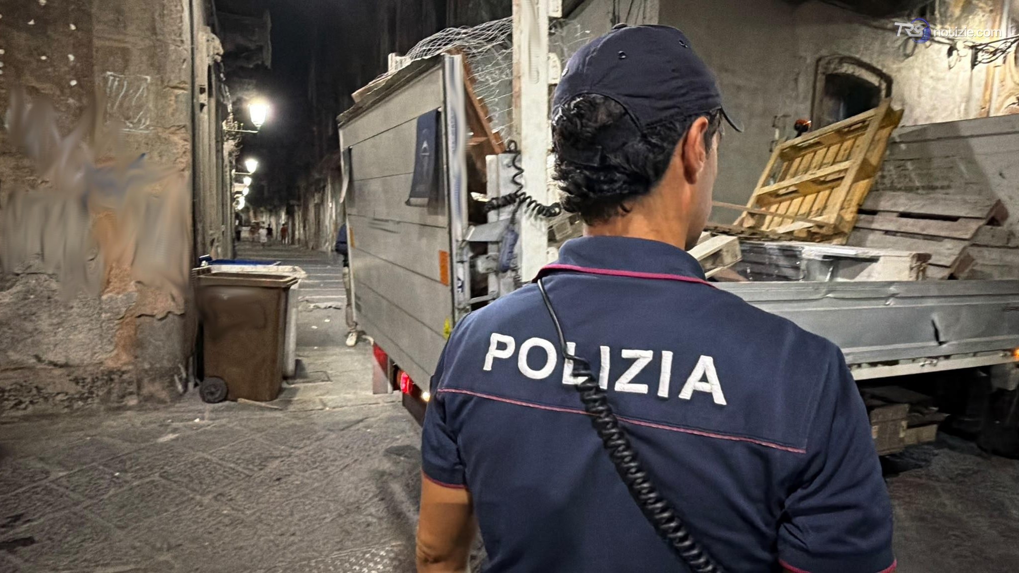 Blitz della polizia a San Berillo: sequestri di droga ed espulsioni