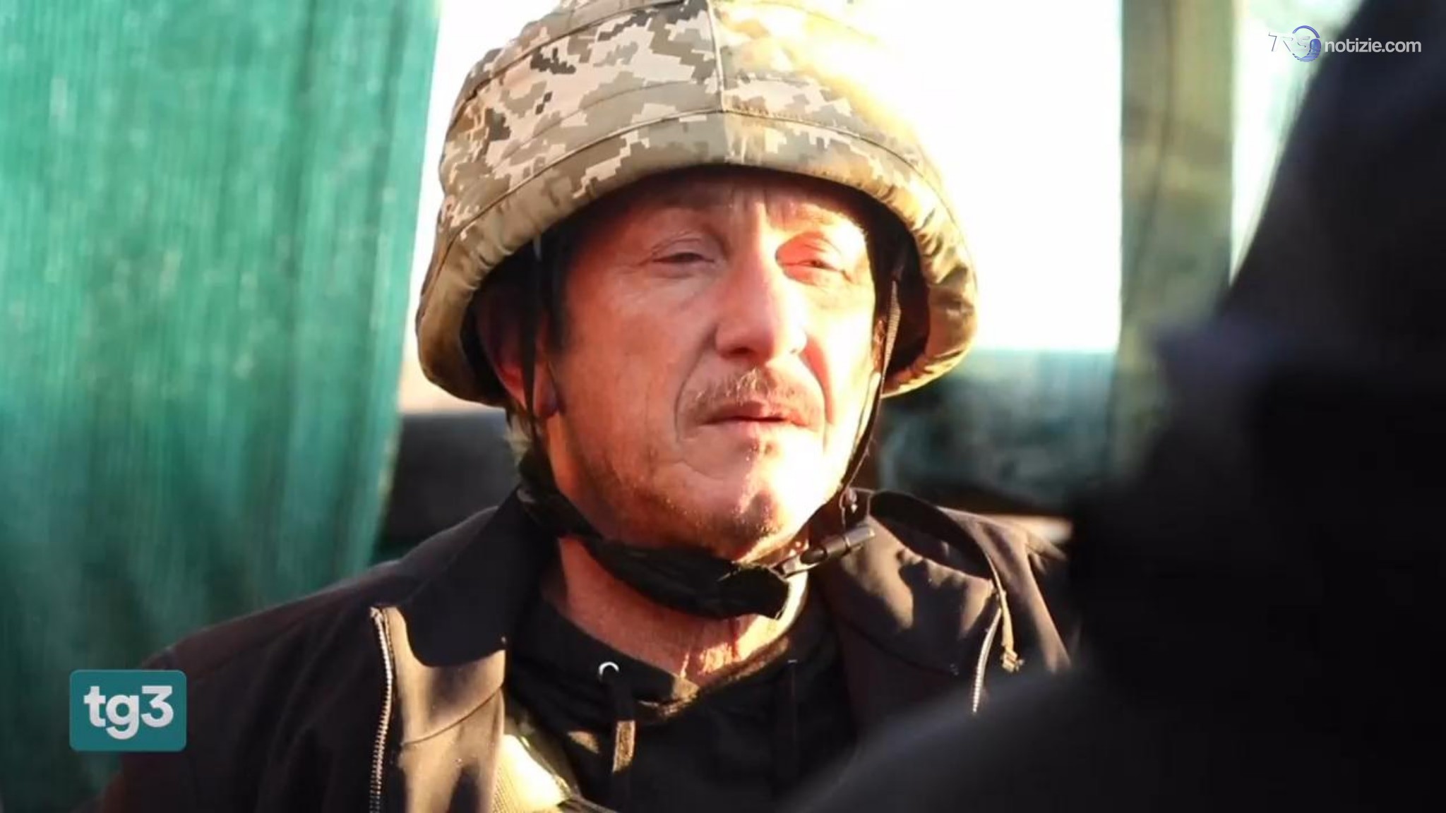 Sean Penn racconta la gioventù ucraina al fronte nel film "Black Sunflowers"