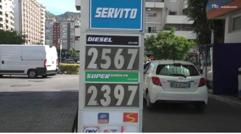 Caro carburante, Sicilia maglia nera anche se nell'Isola si raffina il petrolio