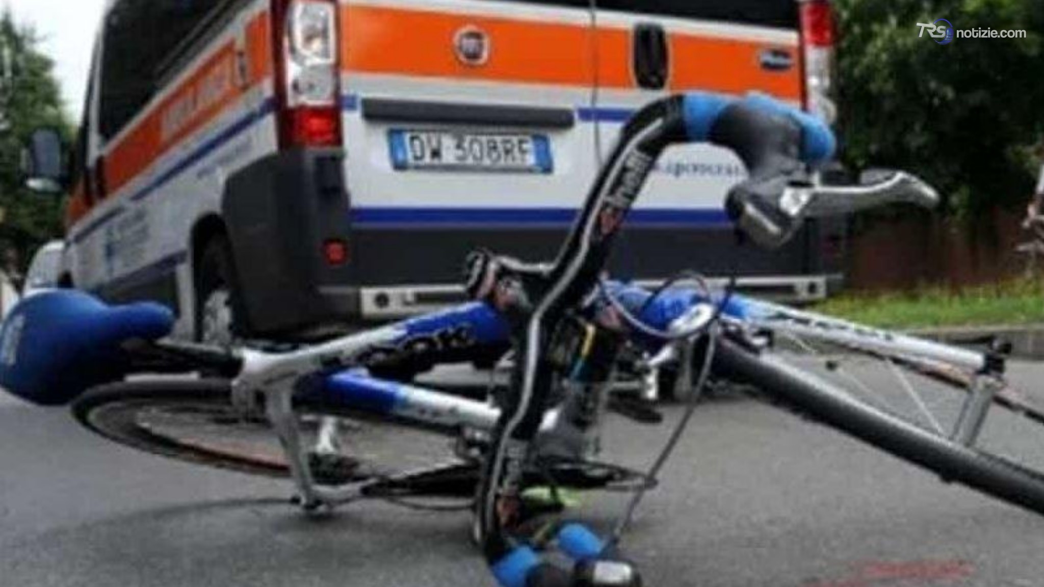 Mazzarrà Sant’Andrea, giovane di 16 anni muore in un incidente