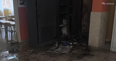 Gela, riapre la scuola Capuana dopo l'incendio appiccato da un gruppo di ragazzini