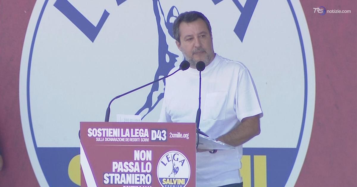 Salvini annuncia congresso della Lega