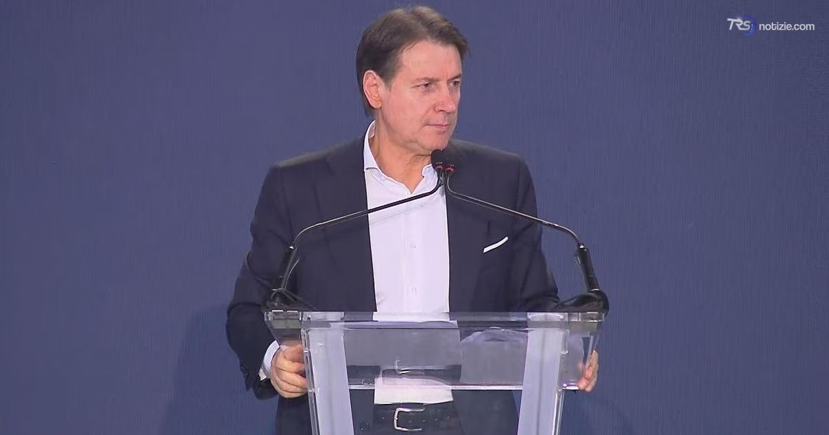 Nova M5s, il messaggio di Conte agli alleati: "Bisogna attuare l'articolo 11 della Costituzione"