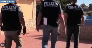 In un vecchio forno per il pane nascoste armi e droga. Arrestato a Gela