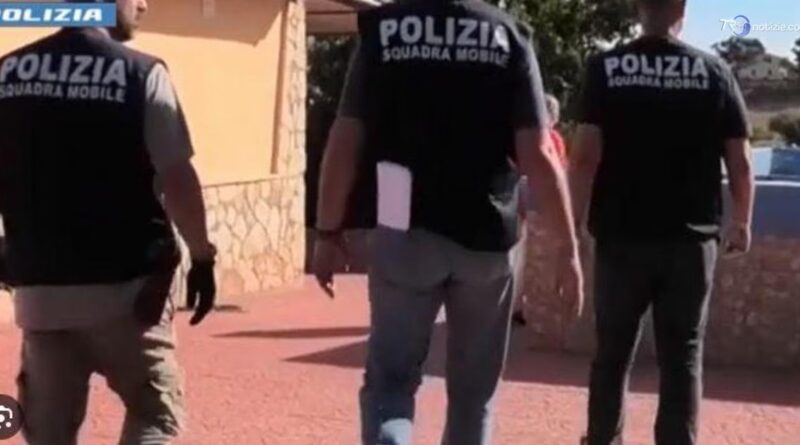 In un vecchio forno per il pane nascoste armi e droga. Arrestato a Gela