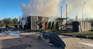 Kiev, colpite una stazione di servizio e una stazione ferroviaria: 1 morto