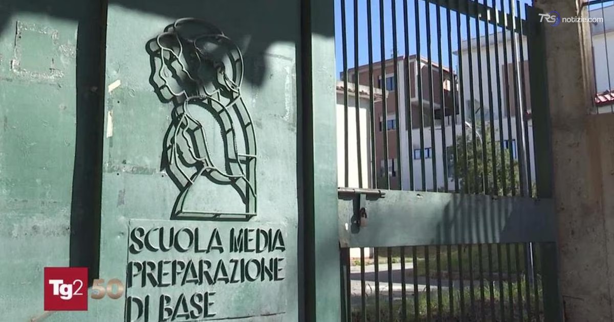 Tentata aggressione a scuola, la professoressa presa di mira: "All'inizio non ci volevo credere"