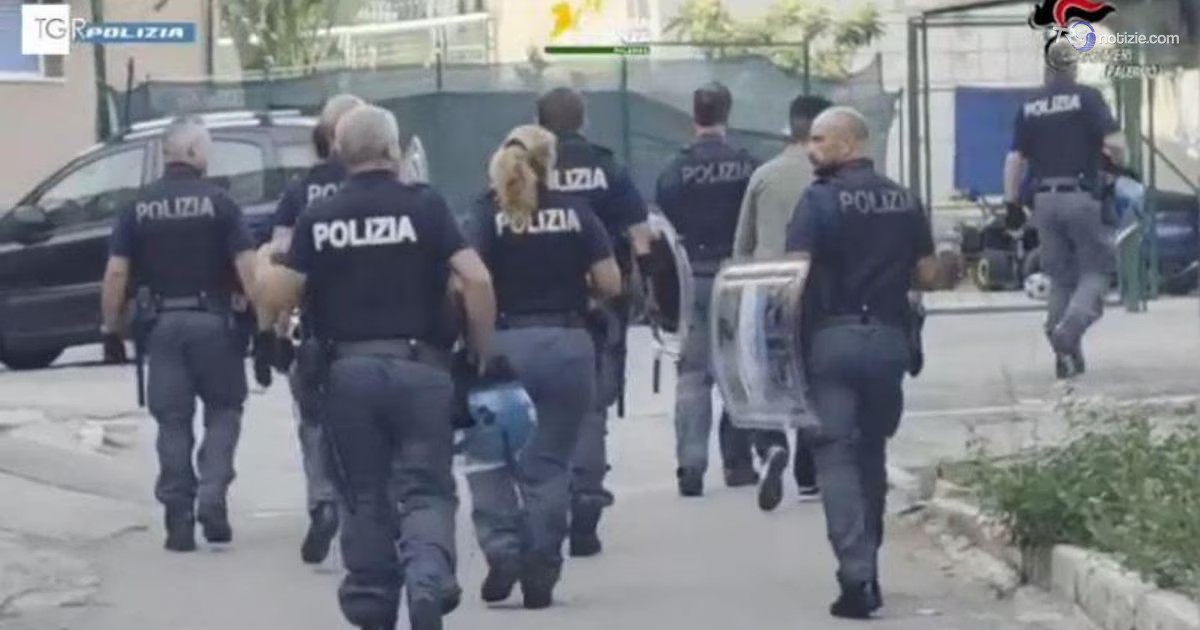 Palermo, blitz delle forze dell'ordine nella borgata Falsomiele