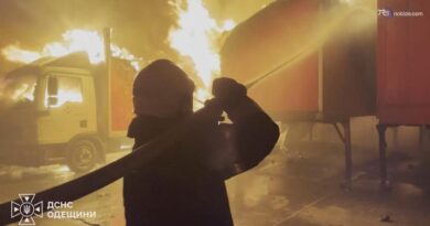 Un attacco russo nella regione di Odessa provoca un morto e due feriti e danneggia dei magazzini