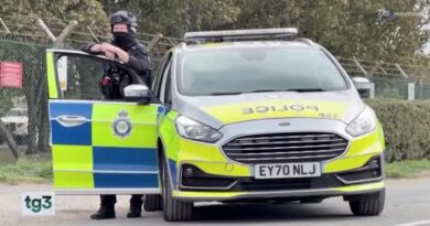 Cinque gli uomini arrestati per il tentato attacco alla base di Fairford