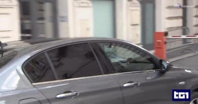 Il governo taglia 100 milioni per le auto blu