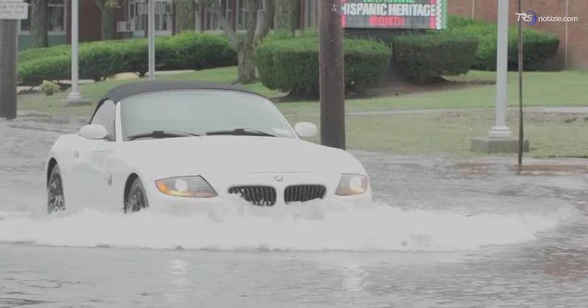 New York sommersa: Long Island in ginocchio, strade come fiumi e blackout totale