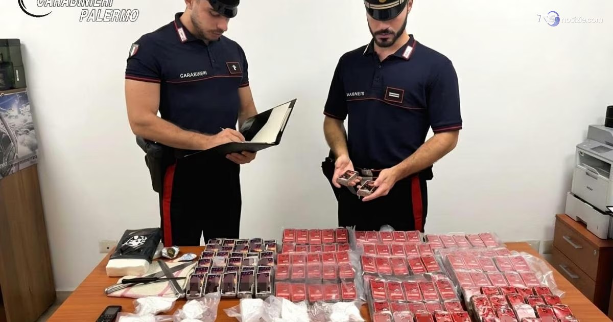Sequestrati 17 chili di droga, 6 arresti