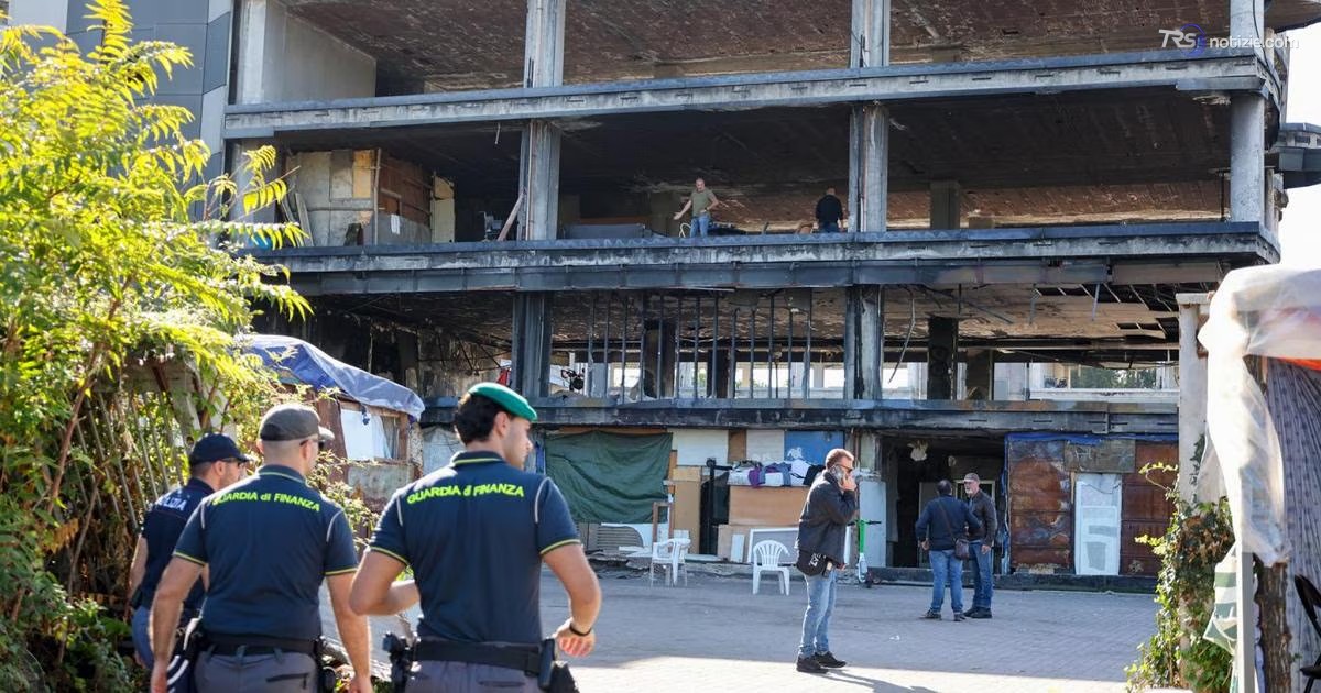 Sgomberato un edificio occupato a Roma diventato centro di spaccio. Meloni: "Riportiamo la legalità"