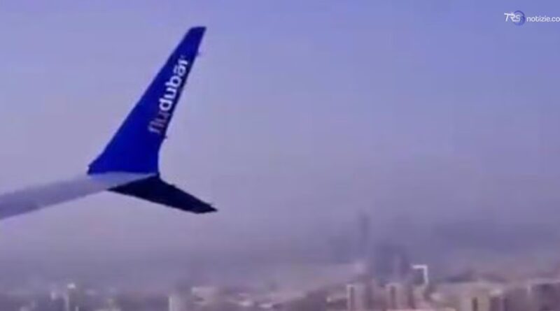 Emergenza sul volo FlyDubai, nel video le urla di panico dei passeggeri