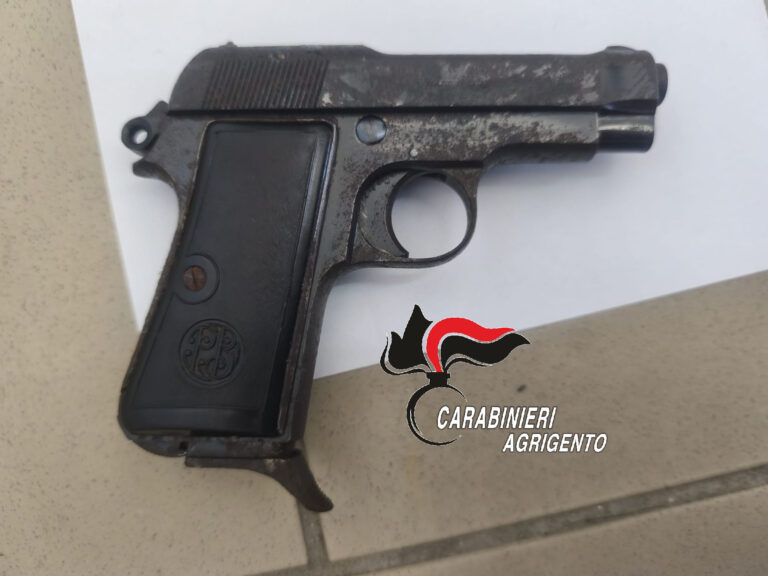 Casteltermini, armi e 1,8 chili di cocaina: arrestato un 67enne