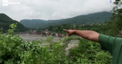 Nepal, piogge monsoniche ostacolano i soccorsi