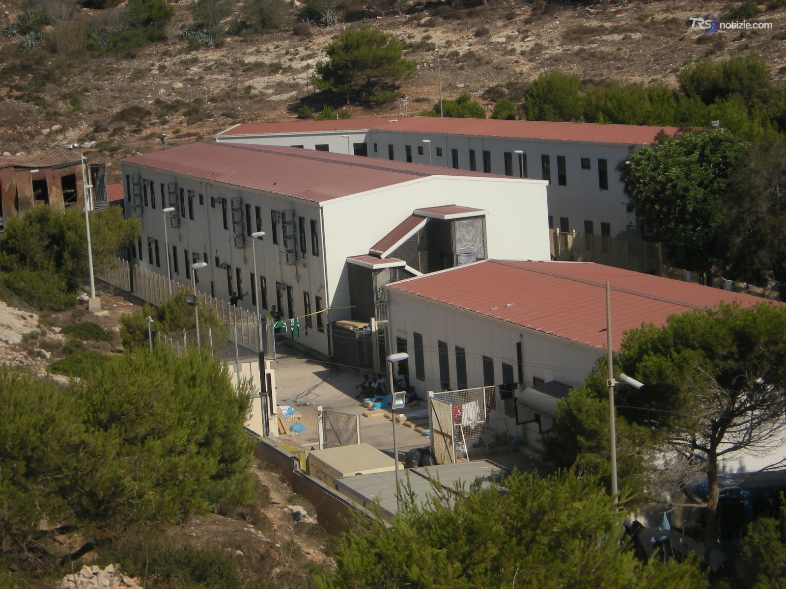 Lampedusa, sbarcati 28 migranti intercettati a Lampione