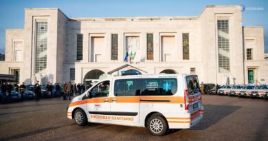 Trovato neonato abbandonato in un sacchetto di plastica: è ricoverato in codice rosso