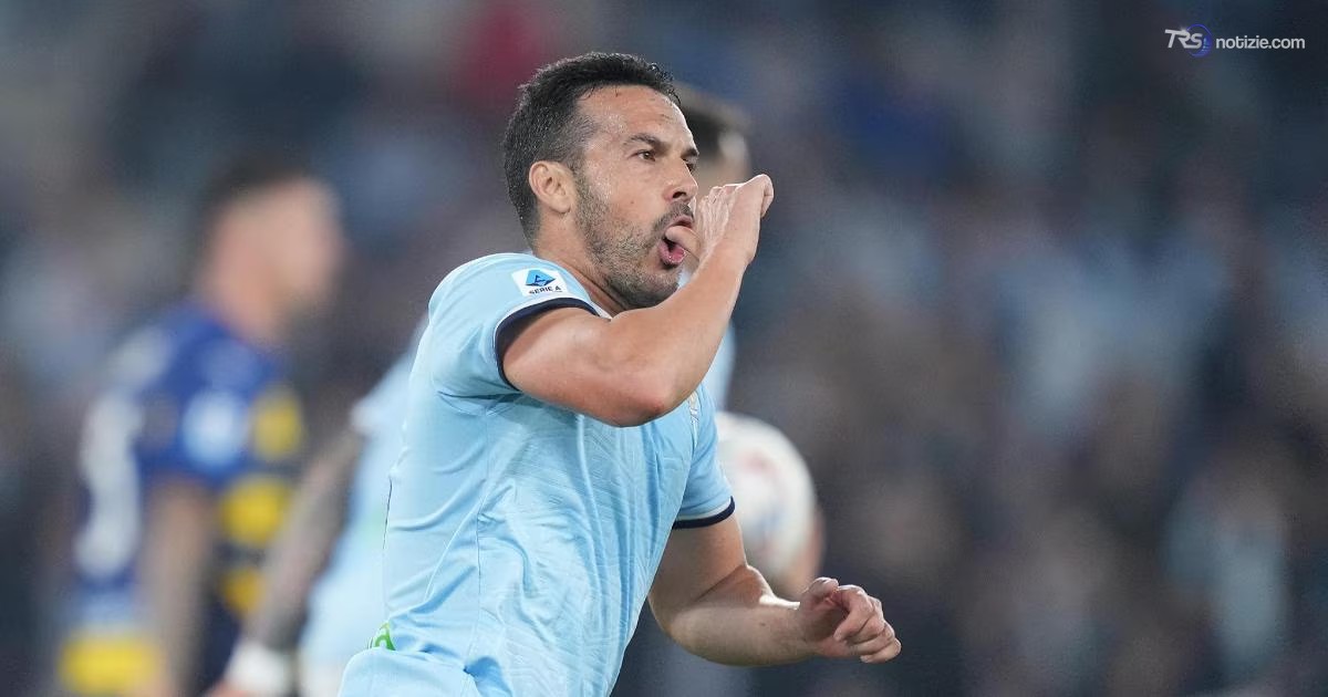 L'addio di Pedro, l'ex attaccante della Lazio ha deciso di appendere gli scarpini al chiodo