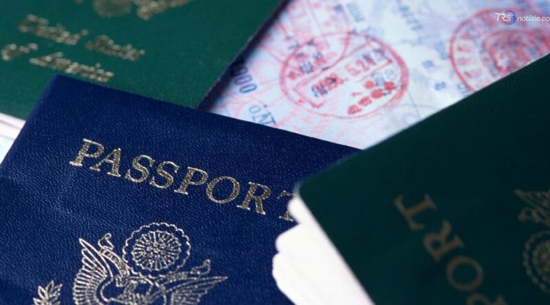 Bologna, cercano di imbarcarsi su un volo per Tel Aviv con passaporti falsi: fermati due georgiani