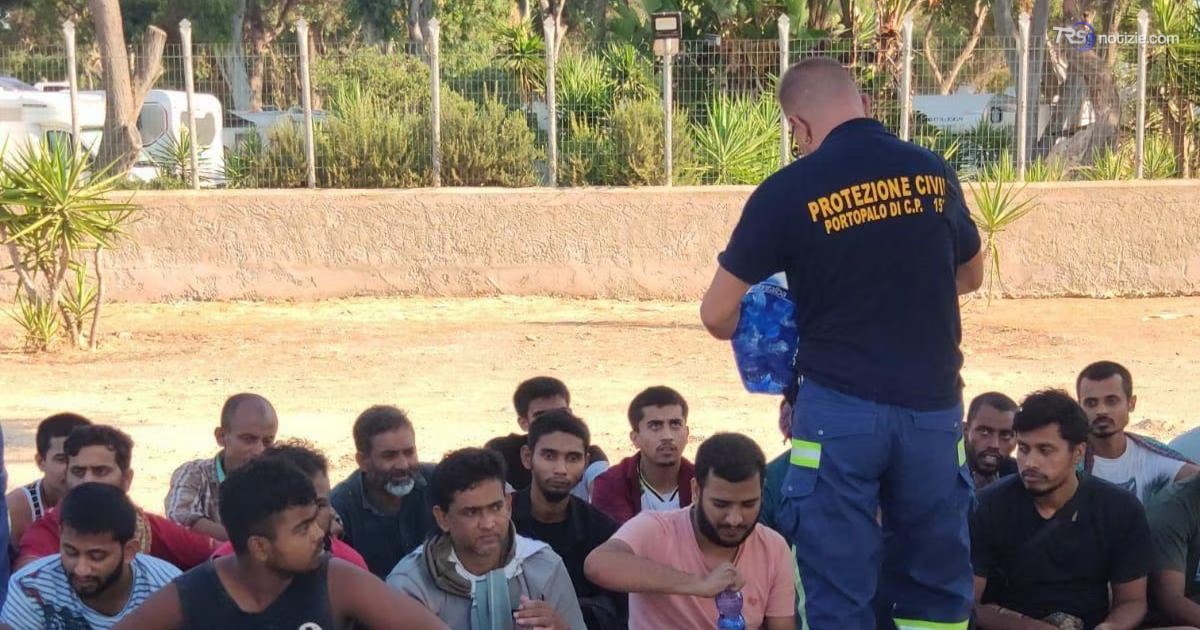 Sbarco di migranti nel siracusano
