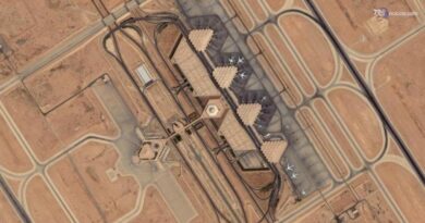 Houthi: missili contro aeroporto Riad