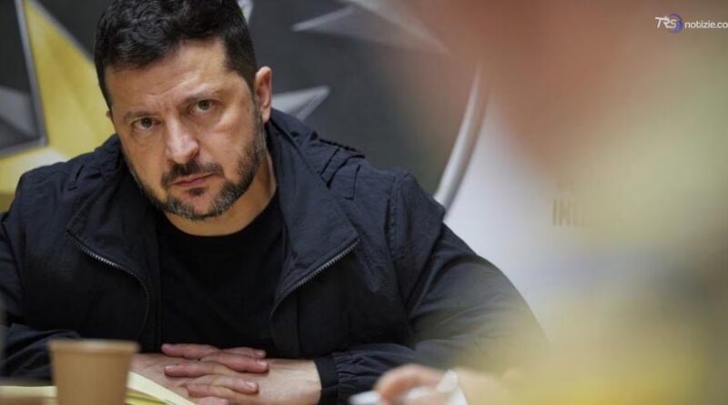 Zelensky: "Intensificheremo attacchi"