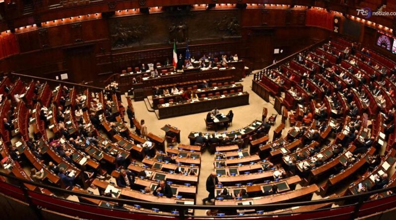 DIRETTA - Legge elettorale, alla Camera il governo pone la fiducia sui primi 3 articoli