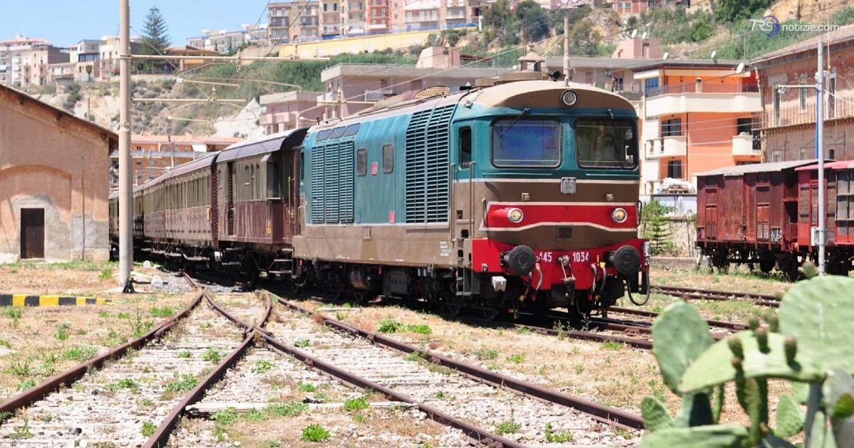 Riparte la stagione dei treni storici in Sicilia, iniziativa Regione e Fs