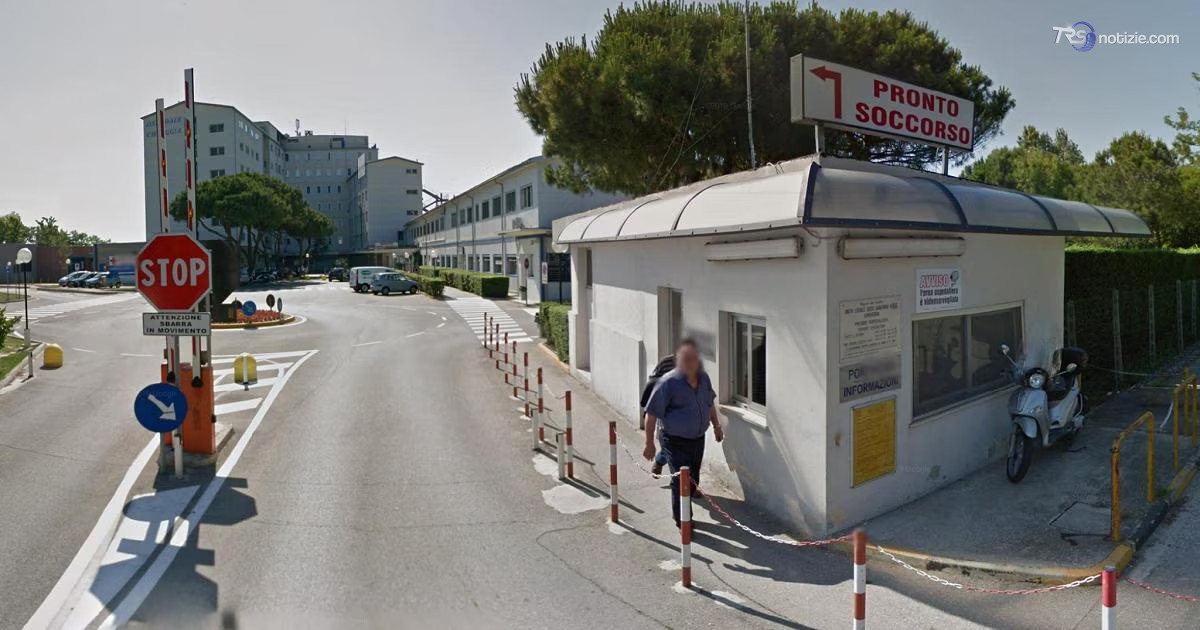 Chioggia, viene rimproverato dal padre e lo ferisce con un utensile da cucina: 17enne in caserma