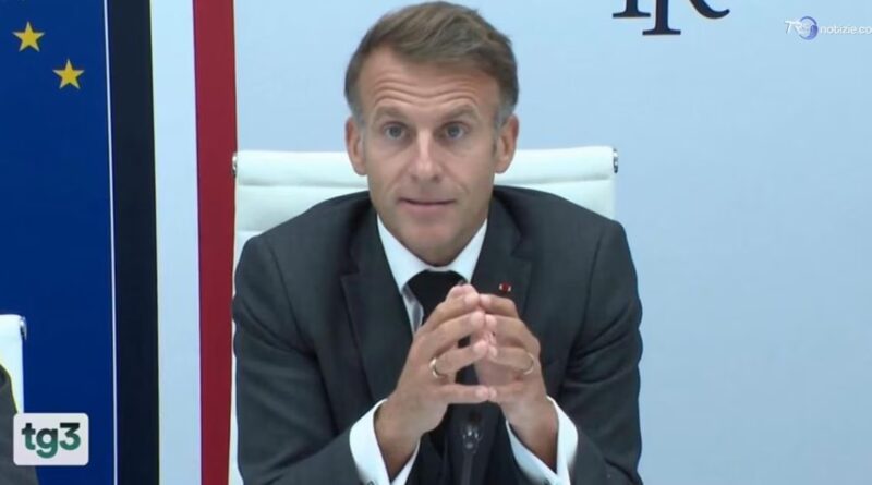 G7, Macron: "Lavoreremo insieme alla riduzione dei prezzi dei carburanti"
