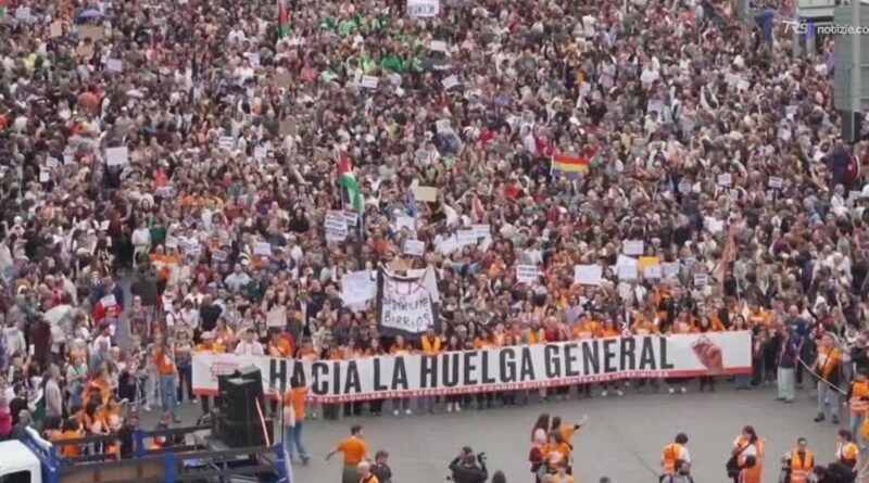 Spagna: il giorno dopo la sconfitta del governo Sanchez sul decreto casa, continuano le proteste