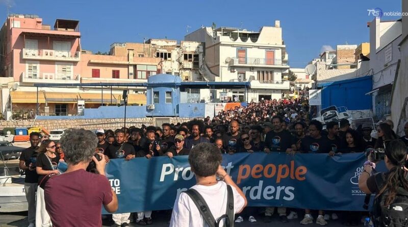 Lampedusa commemora le vittime del naufragio di 13 anni fa