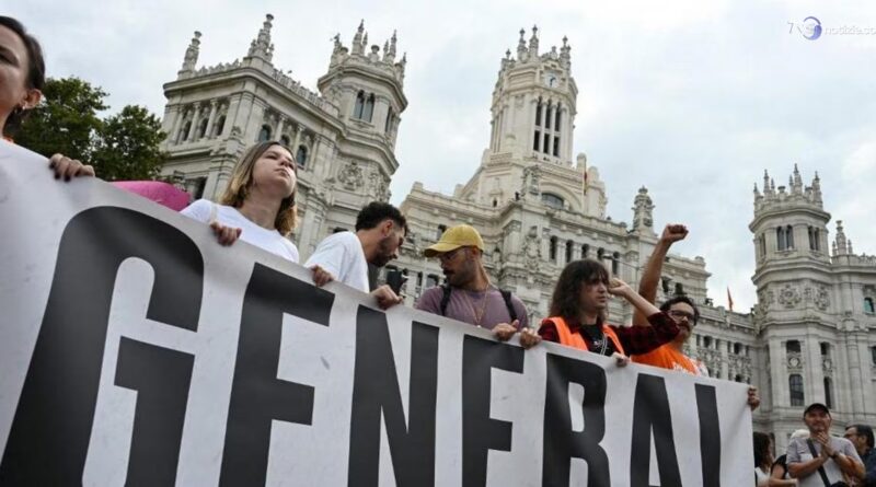 Marea sociale contro il caro-affitti in Spagna: le piazze spingono Sánchez verso le urne