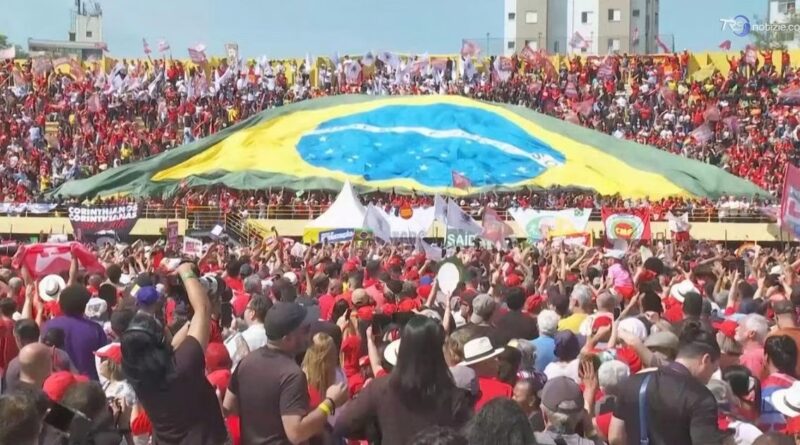 Pareggio tecnico alla vigilia: Lula al 45% e Flavio Bolsonaro al 42%.