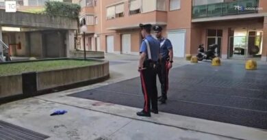 Tenta di ucciderla, poi si suicida